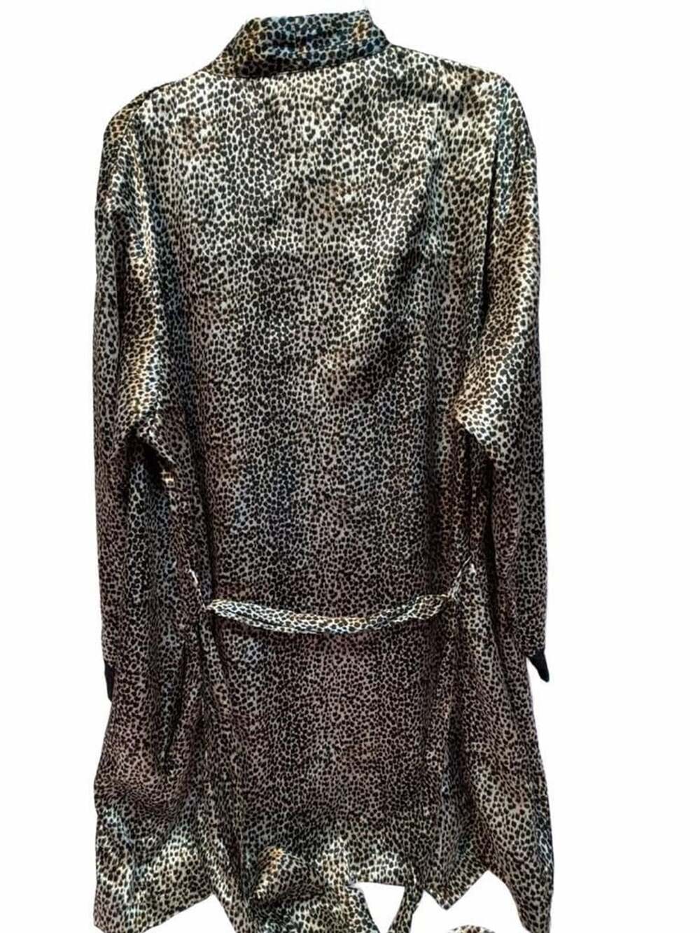 Intimate Essentials Robe Size S Leopard Print Satin - Picture 2 of 3